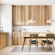 Küche in Kiefernholz